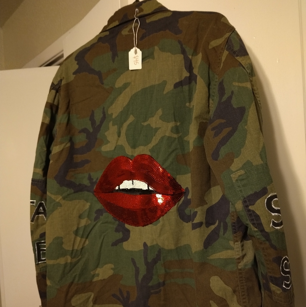 Jacket - Picture 2 of 12